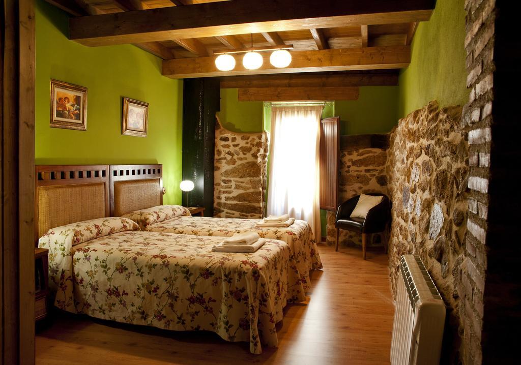 Casa Rural Arbequina, Refugio De Primavera Casas del Monte 객실 사진